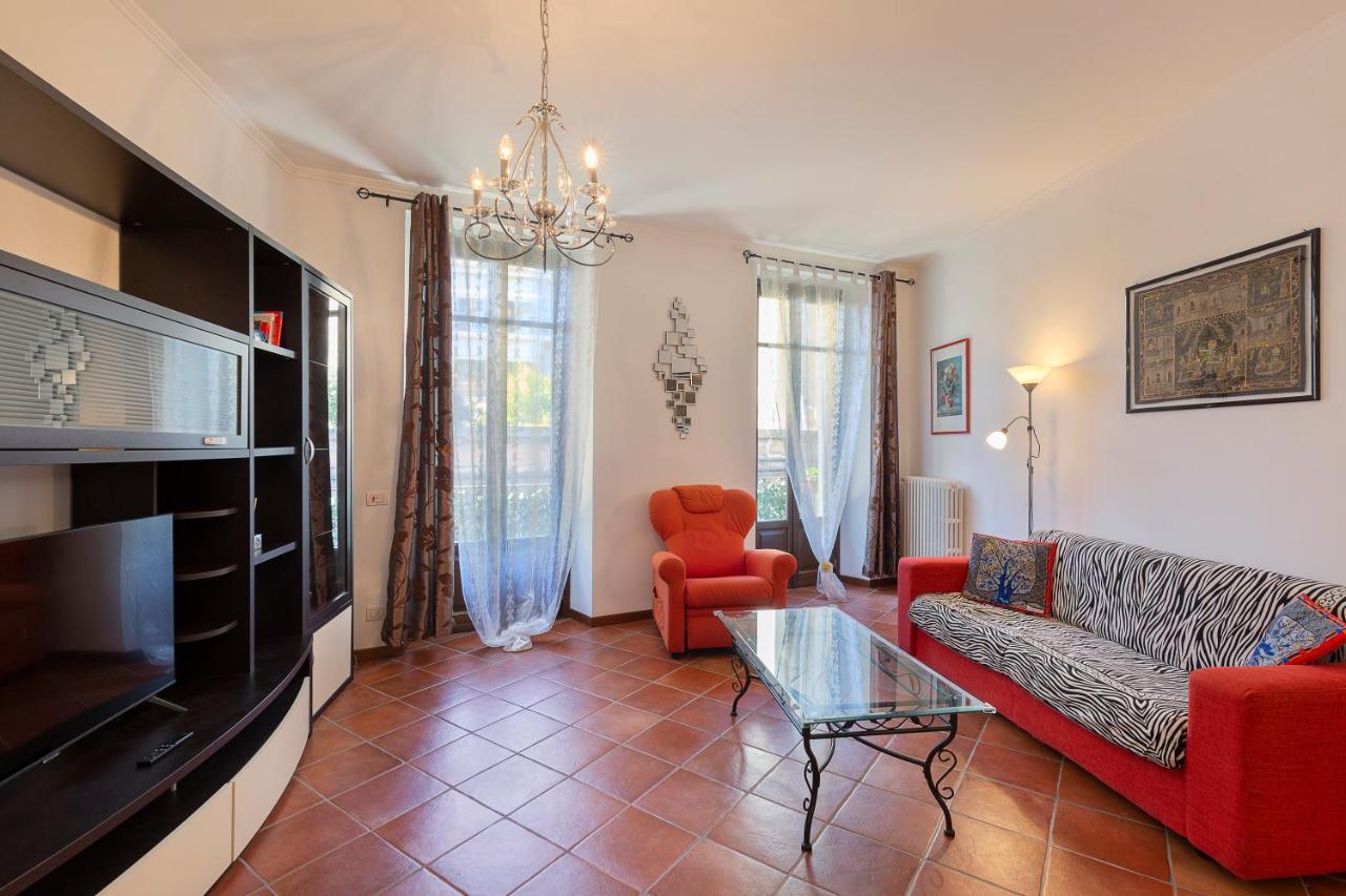 Dolfin - Nel Centro Di Stresa - By Impero House Apartment Екстериор снимка