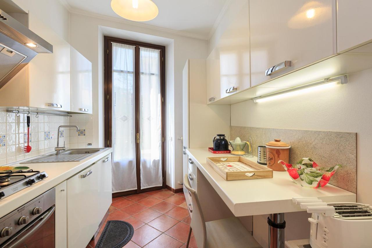 Dolfin - Nel Centro Di Stresa - By Impero House Apartment Екстериор снимка